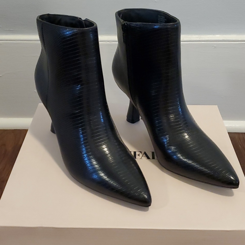 JustFab Gretchyn Bootie